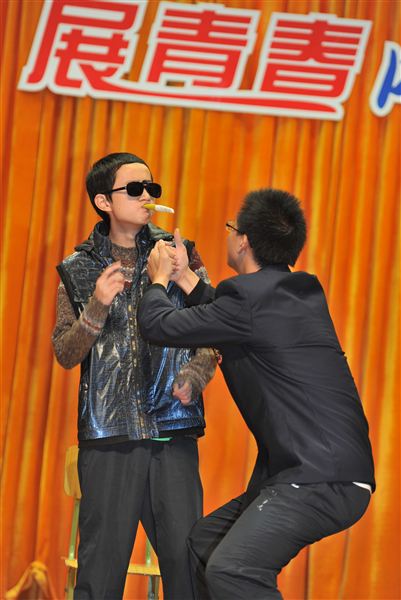 扬文明风尚 展青春风采——记棠外高2012级文明礼仪大赛