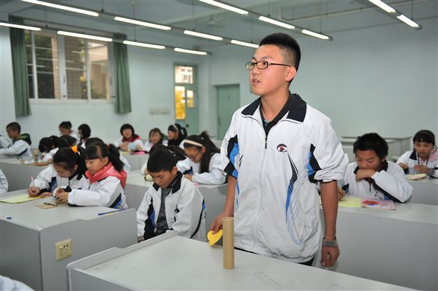 携手启航——记棠外初一新生适应性团体辅导活动