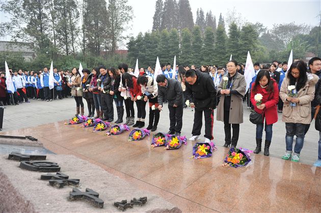 重温历史 开创未来——棠中外语学校初2012级纪念一二•九运动之建川行