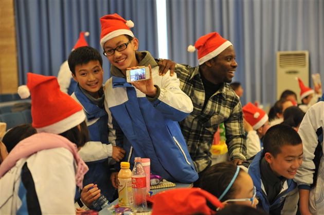 棠中外语学校初2012级英语特色A班圣诞节活动报告