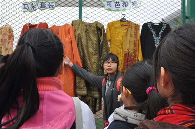 棠中外语学校成功举办马来西亚学生Malaysia Day活动