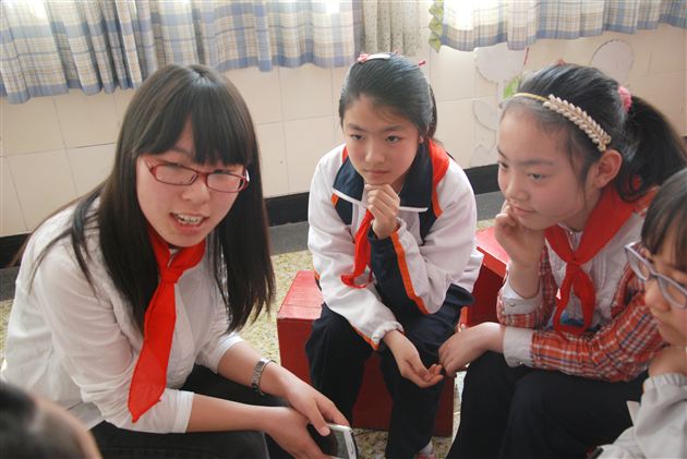 跨龄交流 掀英语热——棠外附小和川大携手开展英语沙龙活动