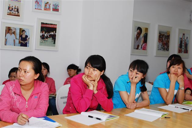 《职业操守与为人为师》——记棠外实验幼稚园师德培训讲座