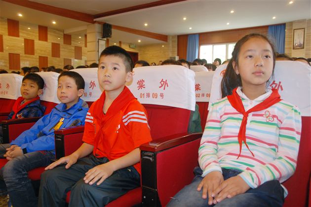 家校携手 共育未来——记棠外附小四年级家校携手系列活动