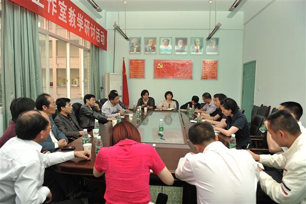 广东寸金教育集团赴棠中外语学校考察学习