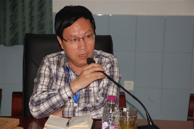 示范上“常态”  借班也精彩——记棠外省级课题组督导翠外修身班会课研讨