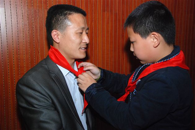 快乐学汉字——记棠外附小二年级家长义工课堂