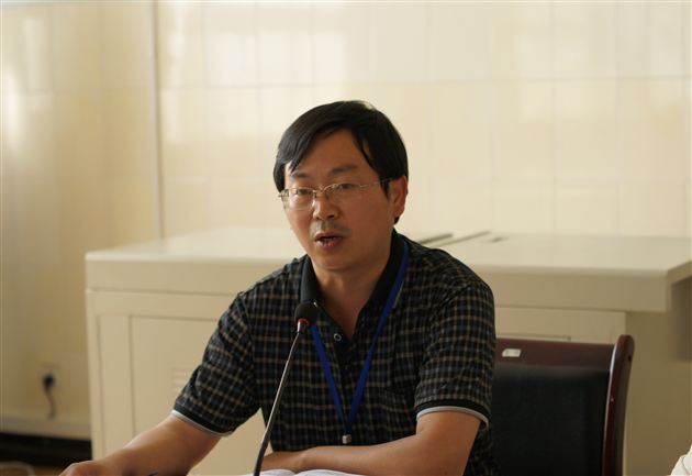 大张旗鼓赞先进 百家讲坛享智慧 ——记棠外初中部5月班主任例会暨交流会