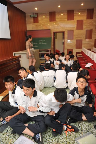 适时开展学生干部培训  尽力发挥学生自治潜能