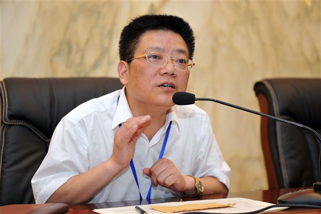 棠中外语学校初中部常态班会课督导总结会圆满召开