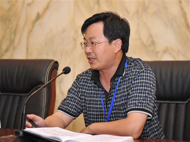 棠中外语学校初中部常态班会课督导总结会圆满召开