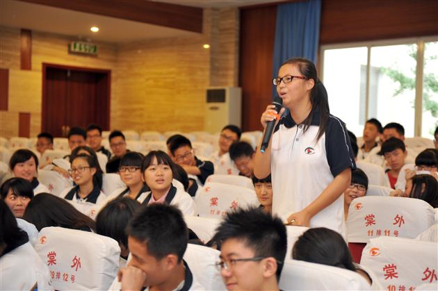 畅谈学海路 共铸中国梦——记棠中外语学校高2012级“中国梦 我的梦”演讲比赛