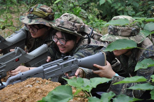 棠中外语学校国际班五月社会实践活动——真人CS