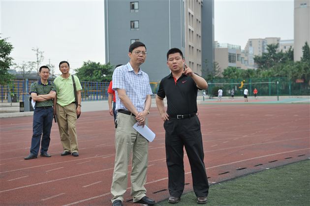 中国足球发展试点城市调研工作会领导、专家一行莅临棠外考察