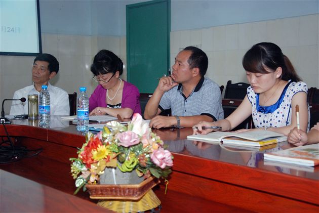 凝心聚力共发展，积极研讨促提高——棠外附小召开修身班会期末总结会