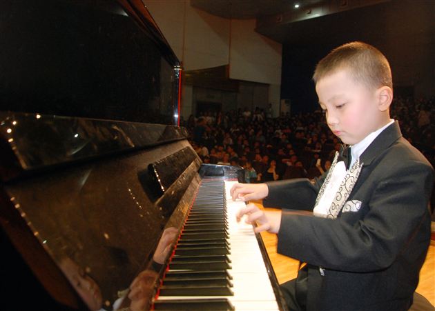 喜迎新学期  笑迎新同学——棠外附小举行2013—2014新学年迎新晚会