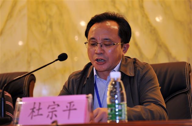 棠外成立“学生考古社”