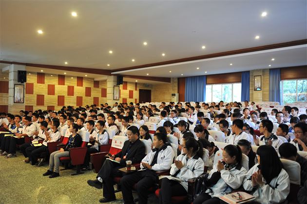 “平凡的领导力”——记棠外领导力社团专题讲座