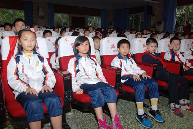 消防安全记心间——记棠外附小家长义工课堂 