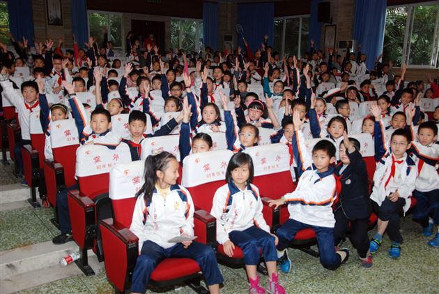 消防安全记心间——记棠外附小家长义工课堂 