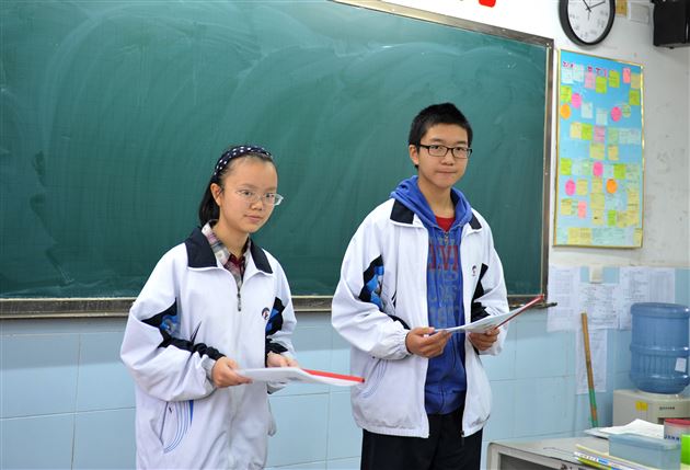 凝聚每份爱 点亮颗颗心——记棠外高2013级家长会