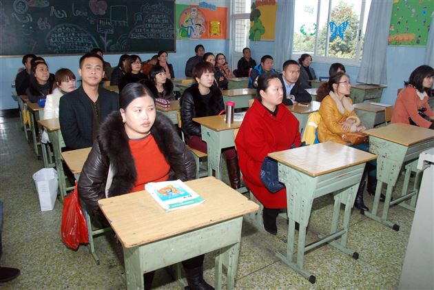 为孩子，齐努力——棠外附小召开三年级家长座谈会