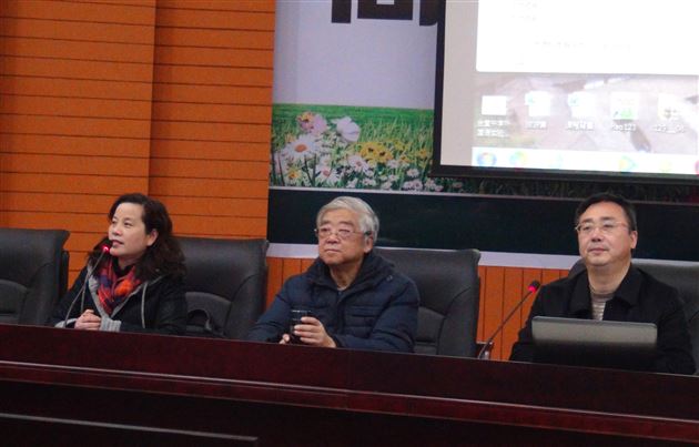 棠外孙晓晖老师参加成都市“微课程”开发故事报告会获好评