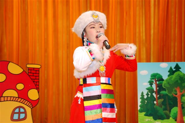 棠外附小举行第三届“魅力宝贝”小歌星比赛