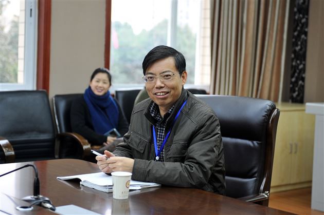 体教结合创品牌，花开并蒂别样红——记棠外“阳光星家族—啦啦操班”教师联系会