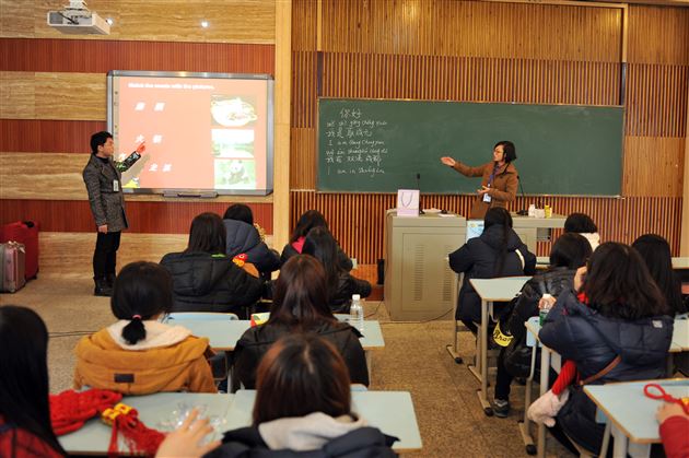 “2014年中韩青少年冬令营”活动在棠外开幕