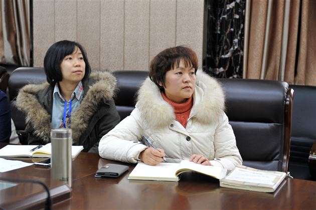 棠外召开初中部修身班会课研究室本学期第一次专题研讨会
