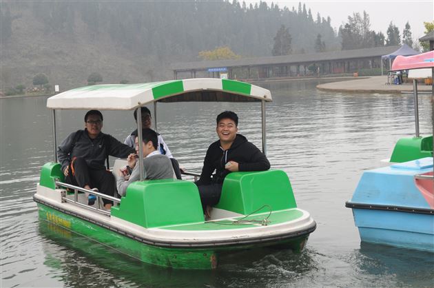 乡村徒步 踏青赏花——记棠外国际班2月社会实践活动