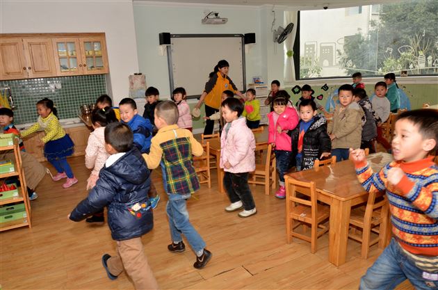 棠外实验幼稚园开展防暴应急演练