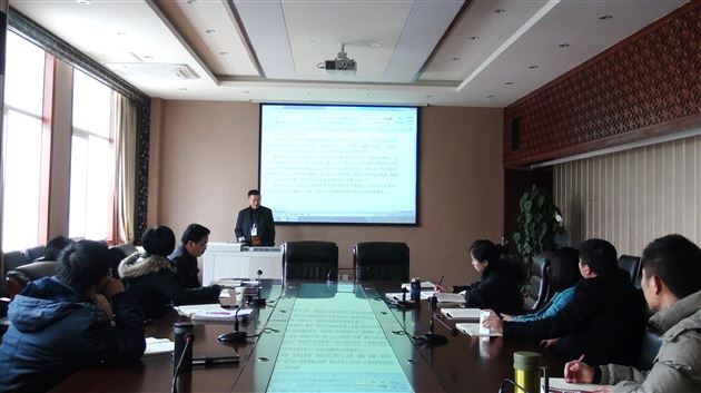 棠外召开初中部修身班会课专题研讨会