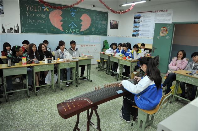 泰王兰实大学附属中学师生交流团到棠外访问