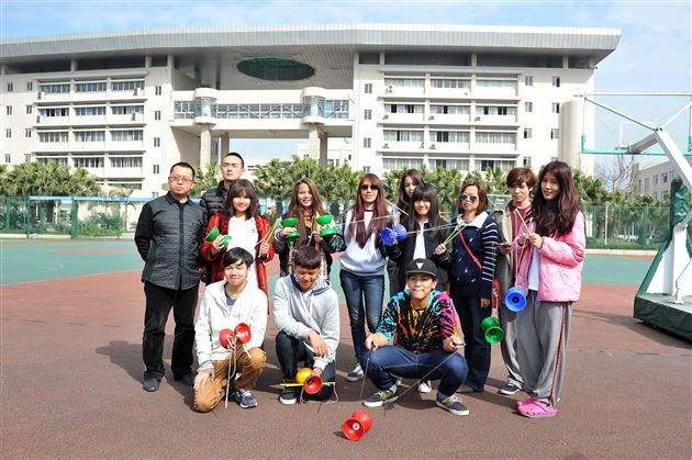 泰王兰实大学附属中学师生交流团到棠外访问