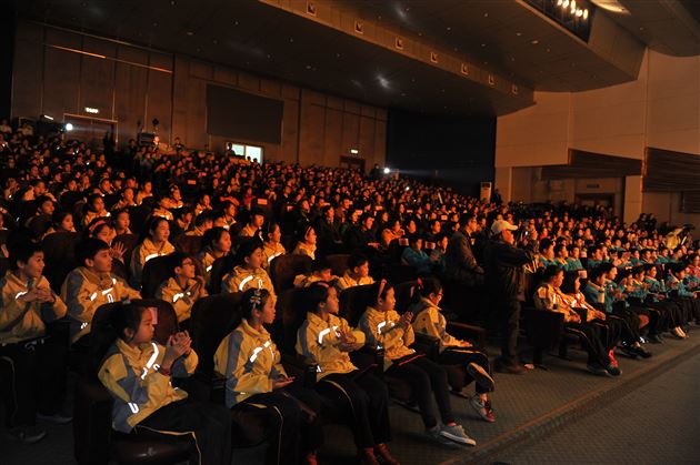 “全国农村学校艺术教育实验县”工作启动仪式暨学生艺术展演活动与开题会在棠外隆重举行