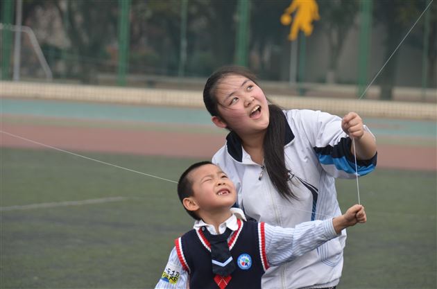 我们一起成长——棠外实幼·棠外首届“阳光风筝节”