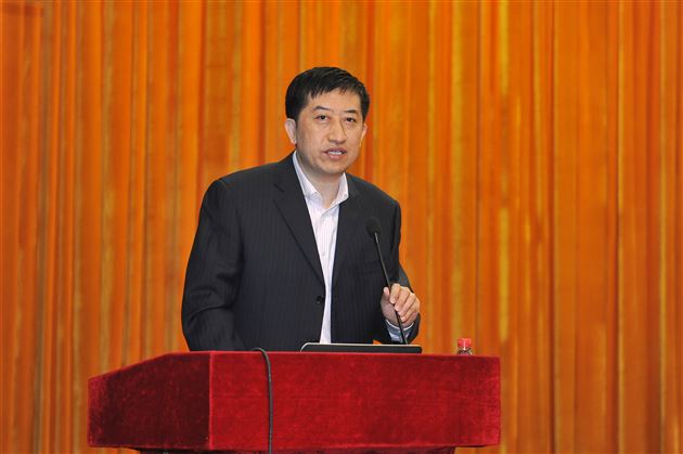 全国首届“国际视野下的信息技术课程建设”高峰论坛在棠外召开