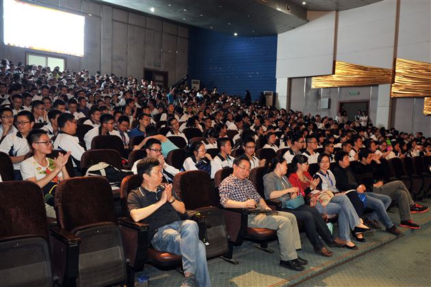 秀才艺方知十年磨一剑  展智力才晓光阴要珍惜——记棠外高2012级“出彩棠外人”才智展示大赛