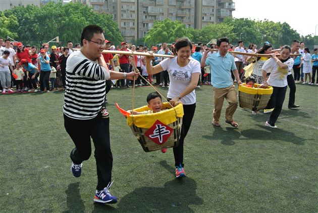 “大手牵小手，我们一起加油！”——记棠外实验幼稚园第二届亲子运动会 