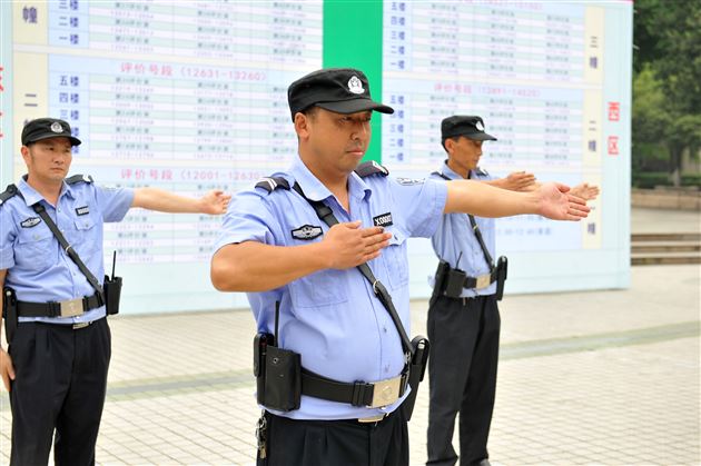 提升安保团队素质 共创平安和谐校园——记棠外安保人员参加校园防爆处突及相关业务培训