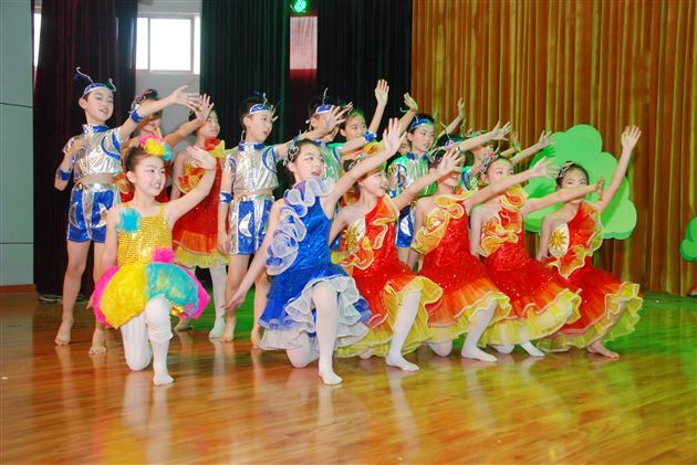 延伸课堂空间  演绎课本精彩——棠外附小成功举行第五届课本剧表演