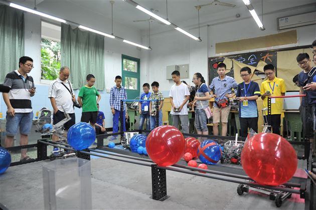 棠外成功承办全国第十四届青少年机器人竞赛四川省代表队集训活动