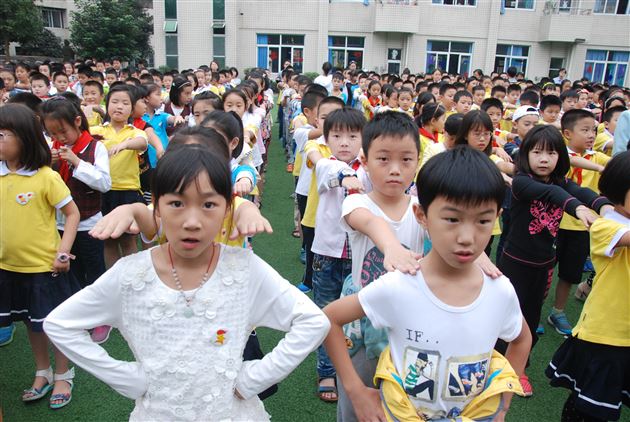 珍爱生命 安全第一——棠外附小成功举行紧急疏散演练