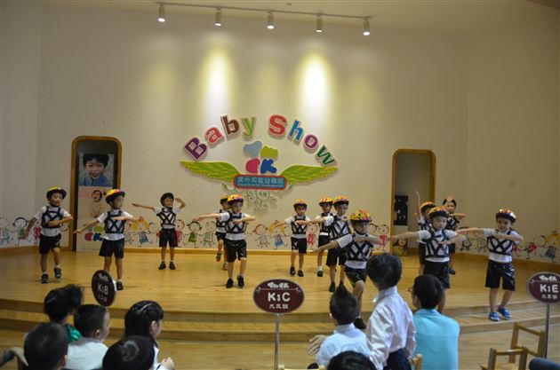 超级明星——记棠外实验幼稚园周末Baby Show