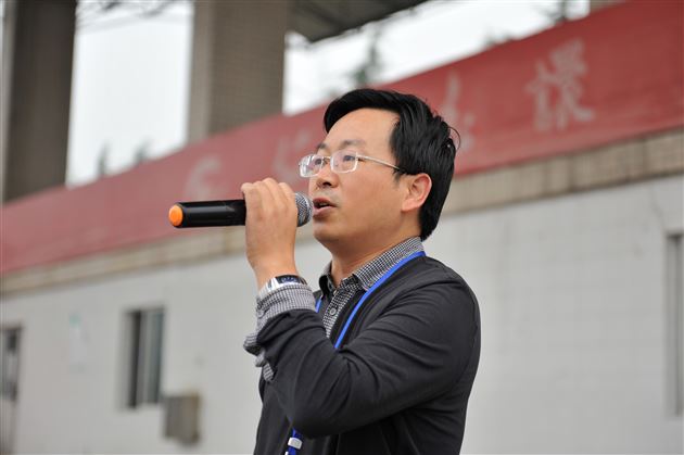 增强逃生技能，构建平安校园——棠外初中部开展师生应急逃生演练