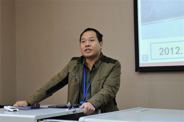 成都市教科院领导调研棠外校本研修工作