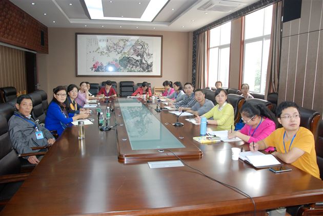 成都市教科院杨霖所长做客“修身”——棠外附小开展修身班会课研讨活动