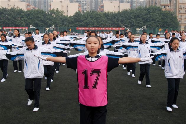 青春的活力——棠外举行初中部第十一届班级会操比赛